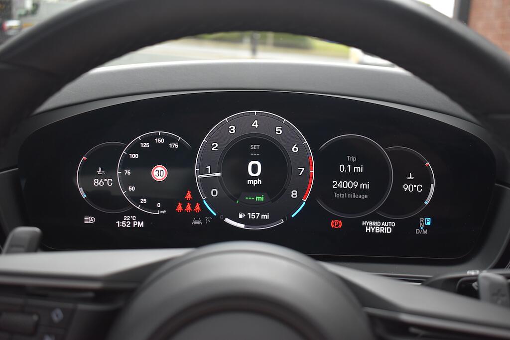 Porsche Cayenne view 70