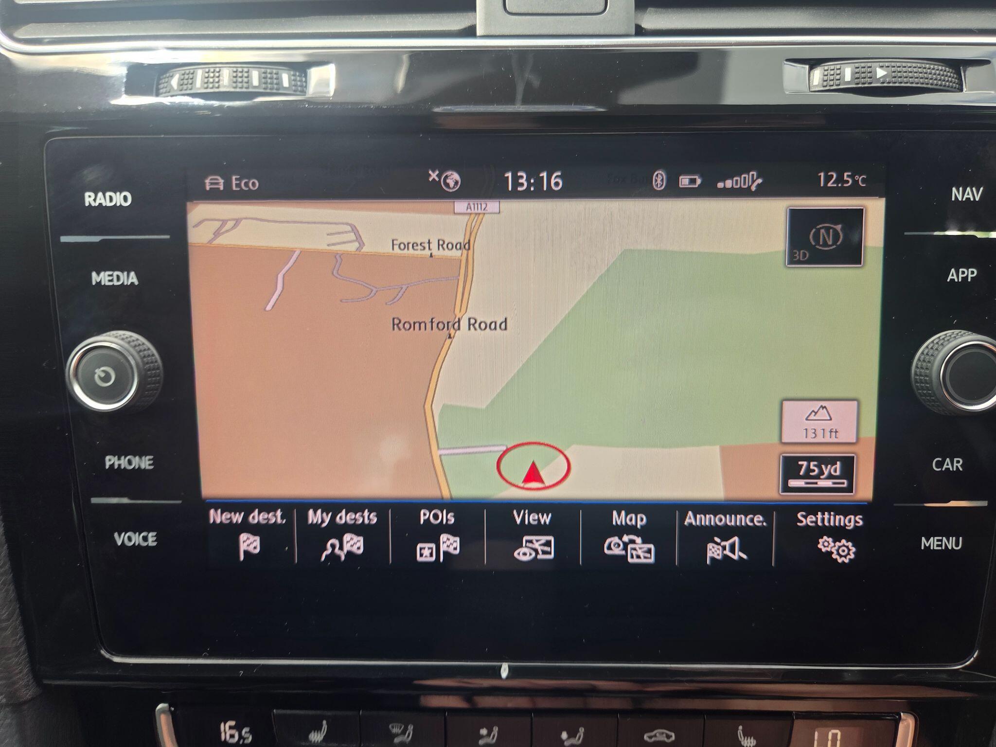 Volkswagen Golf view 27