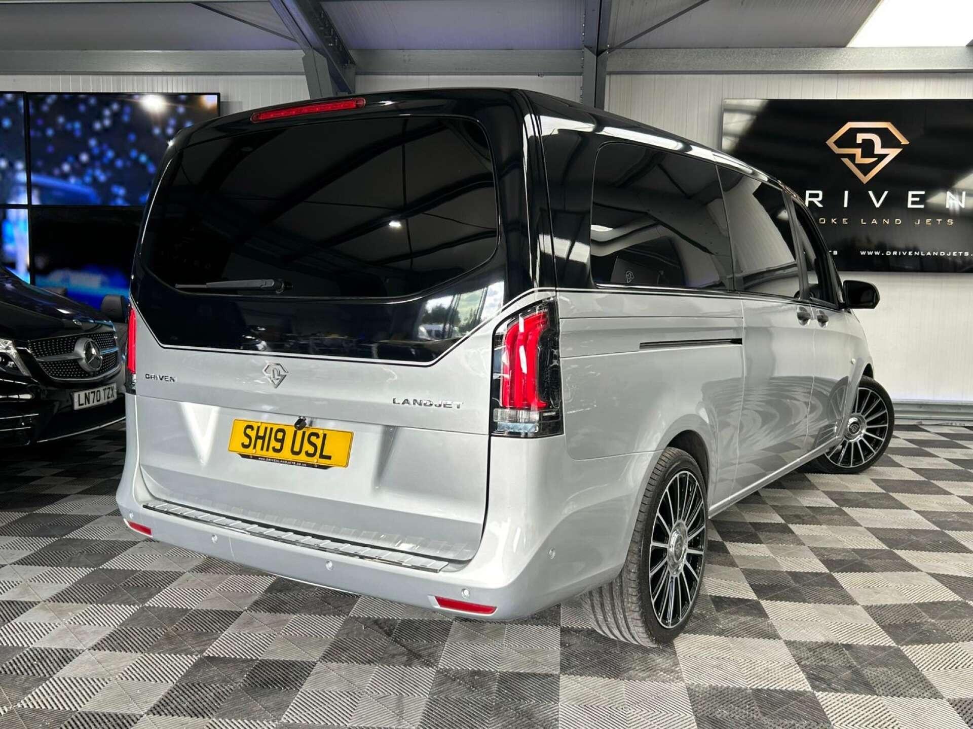 Mercedes-Benz Vito view 56