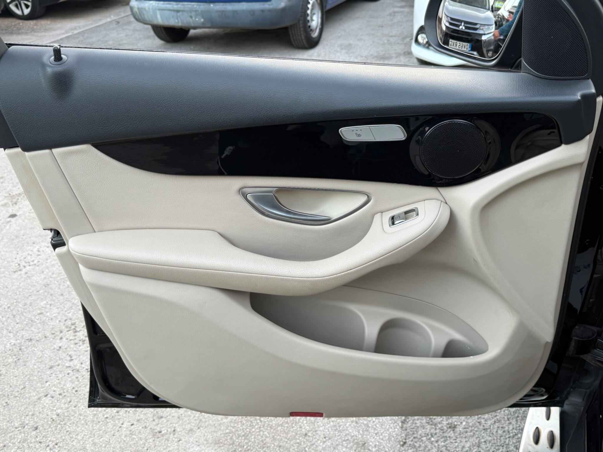 Mercedes-Benz GLC - Image 49