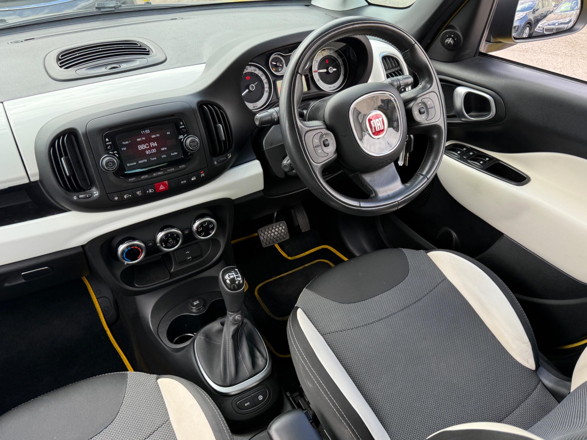 Fiat 500L - Image 55