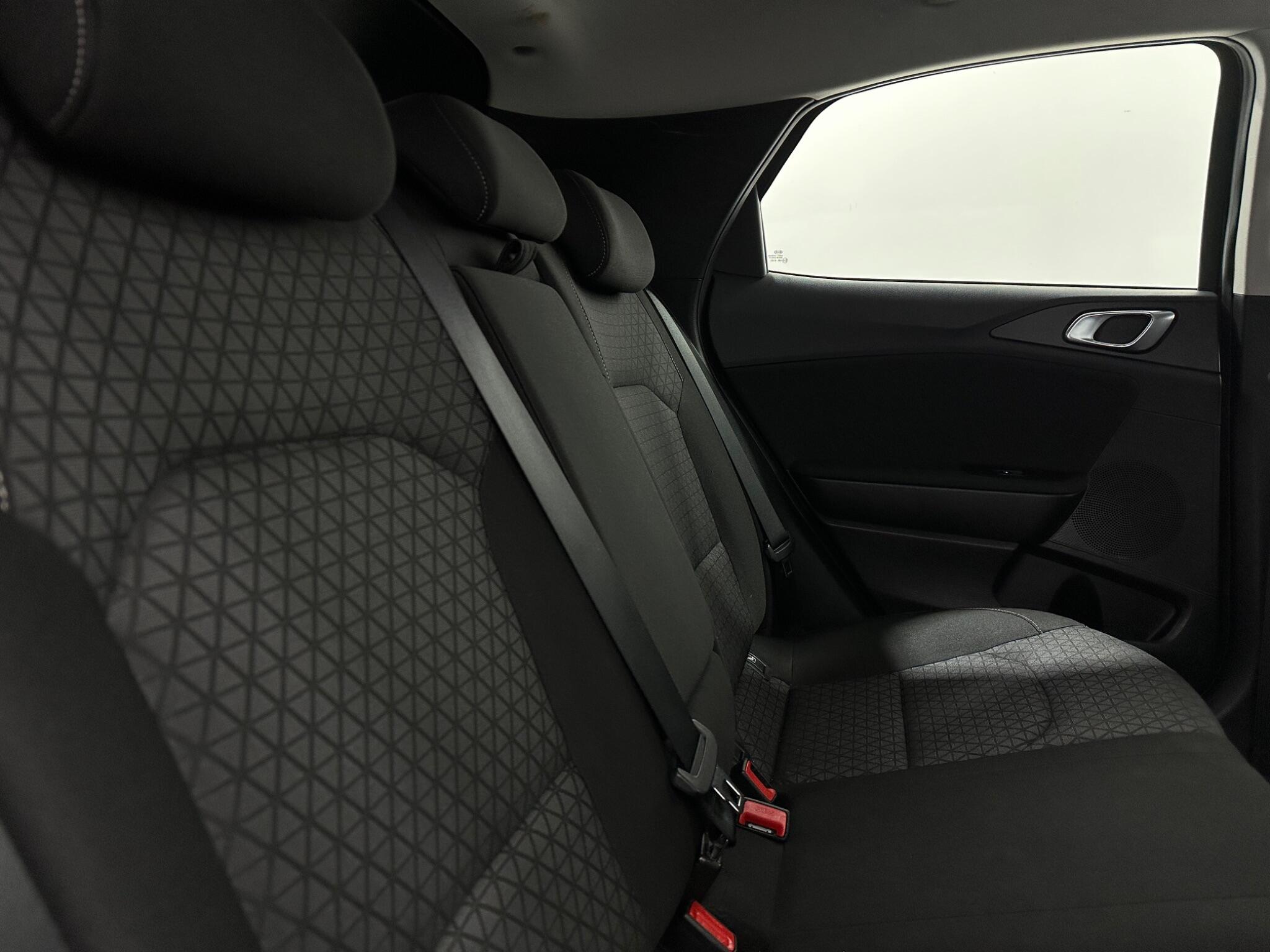 Kia Xceed view 38