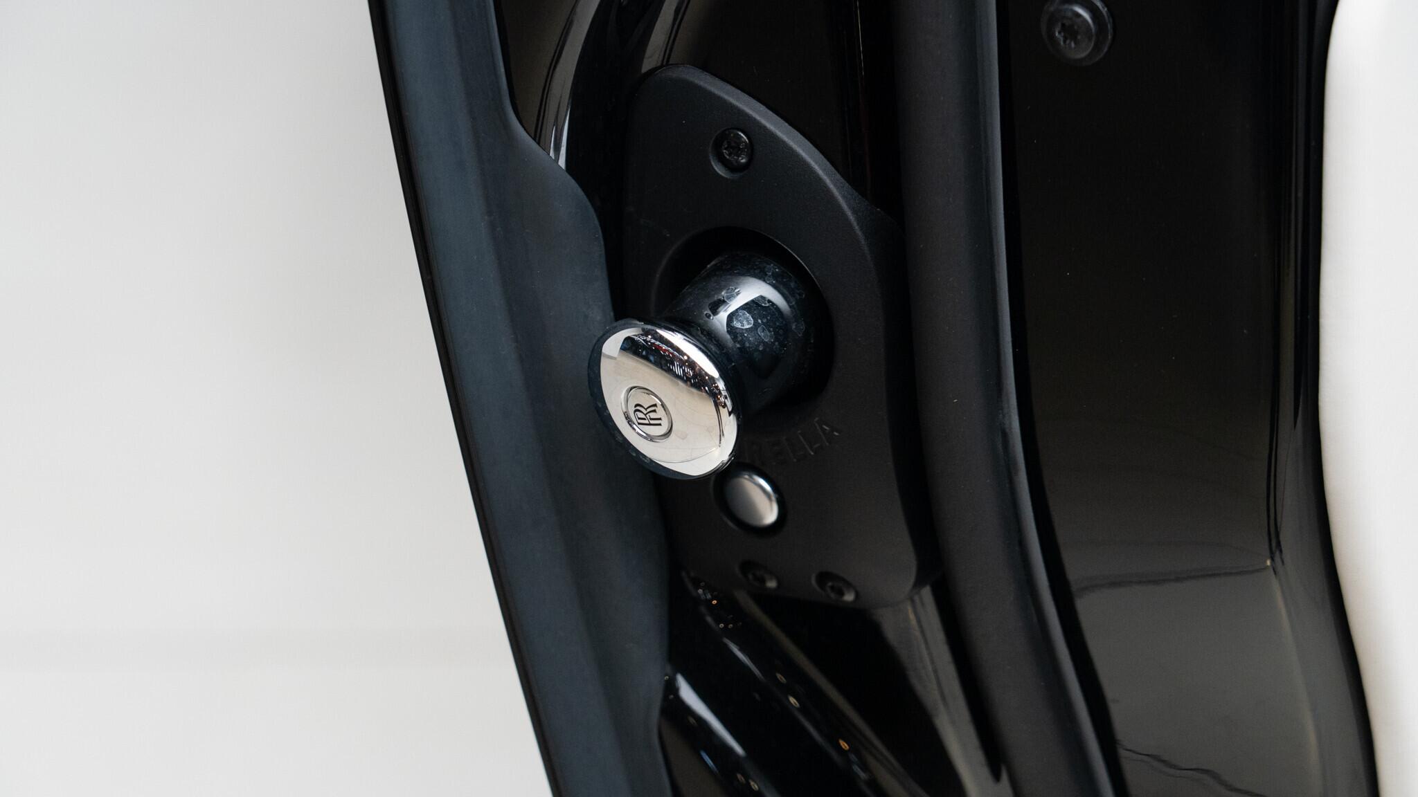 Rolls-Royce Cullinan view 29