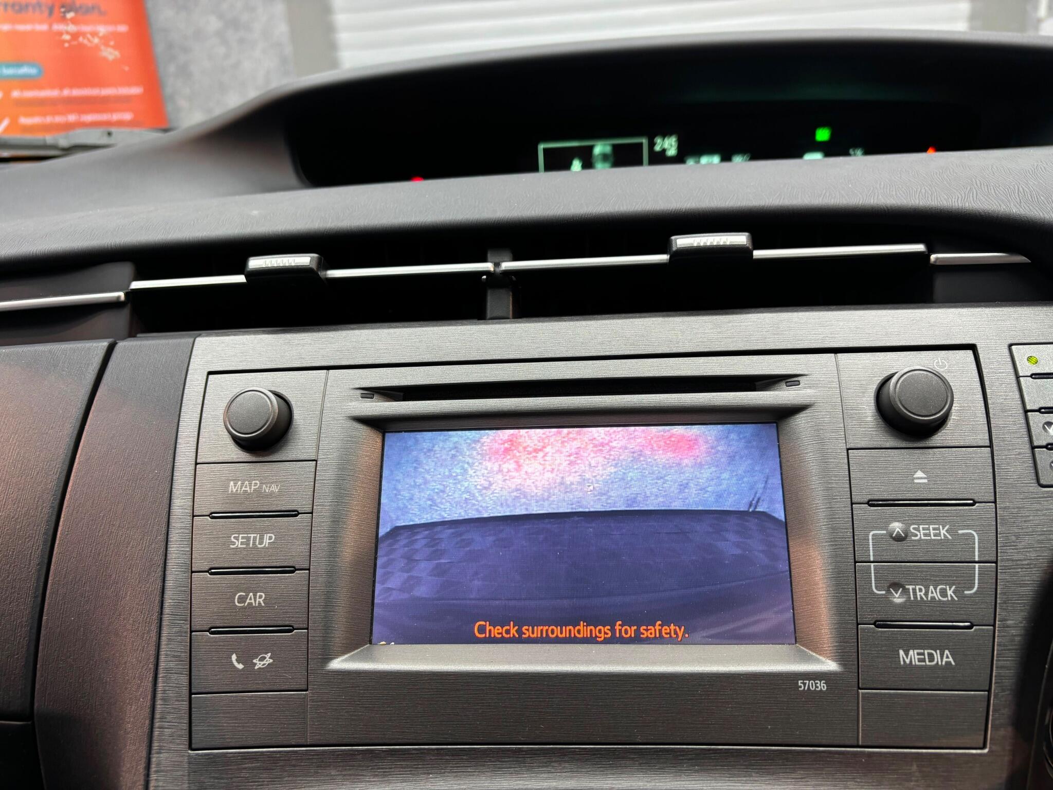 Toyota Prius view 17