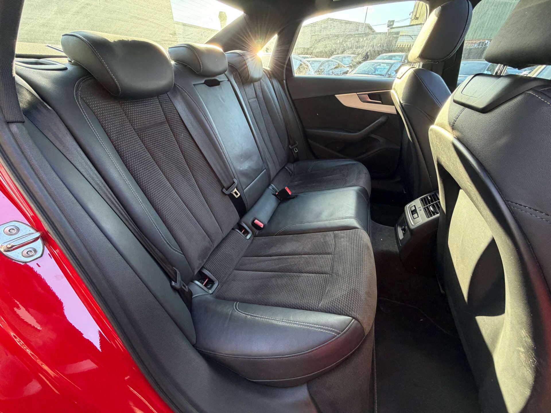 Audi A4 view 13
