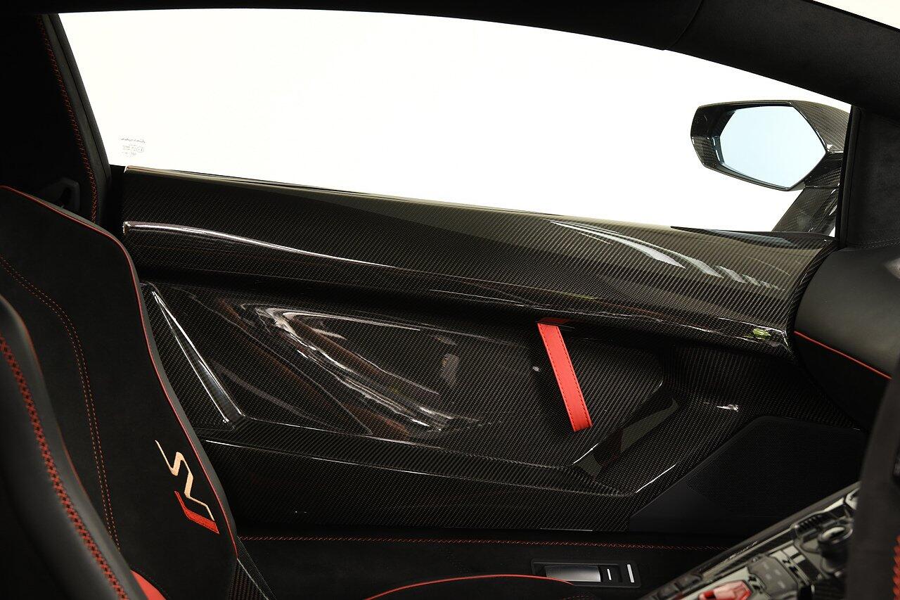 Lamborghini Aventador view 13
