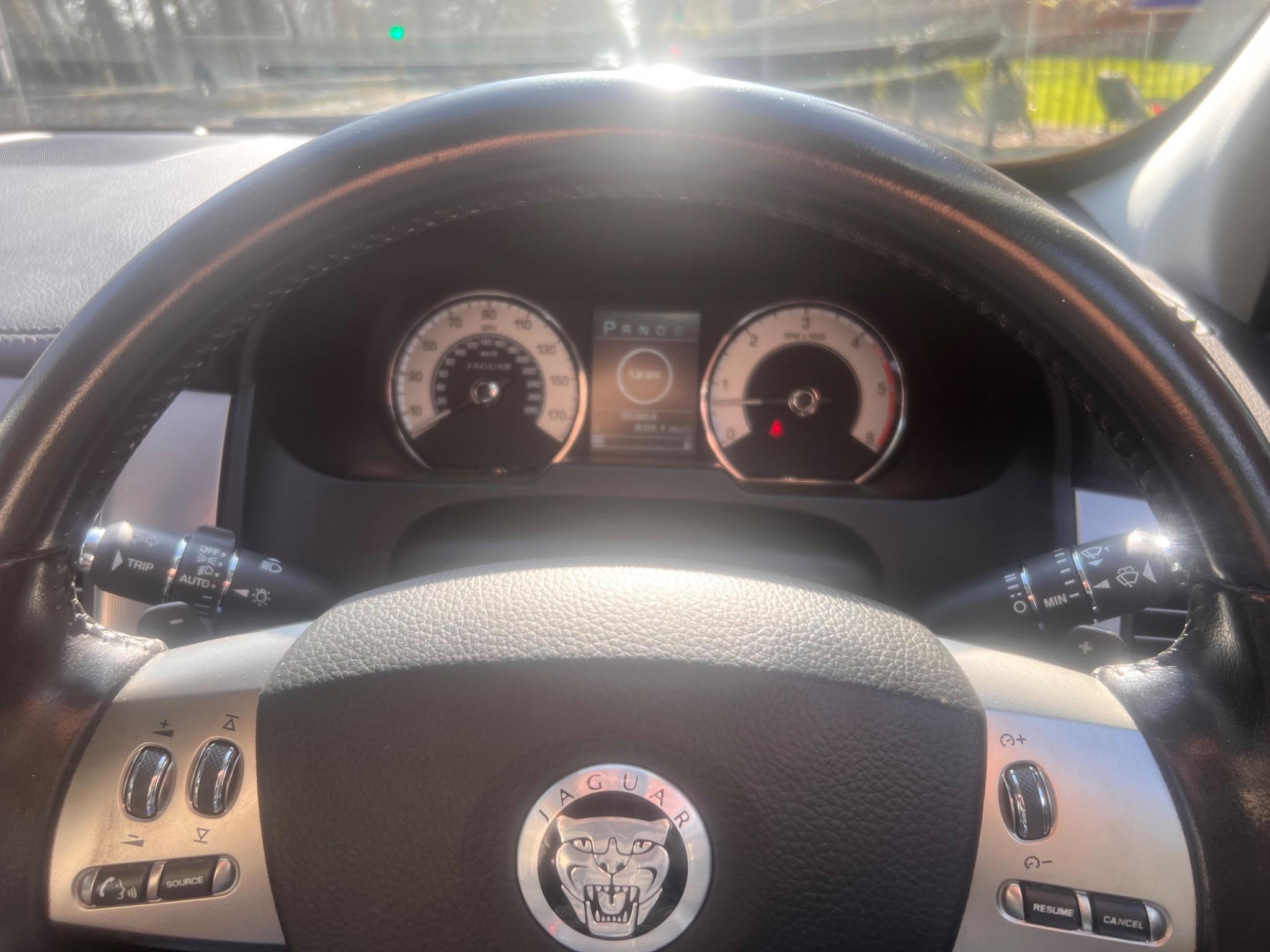 2011 Jaguar XF 3.0d V6 Luxury Auto Euro 5 4dr • 95,964 miles image 26