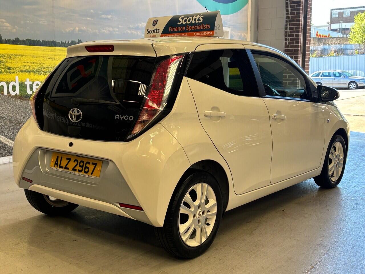 Toyota Aygo view 5