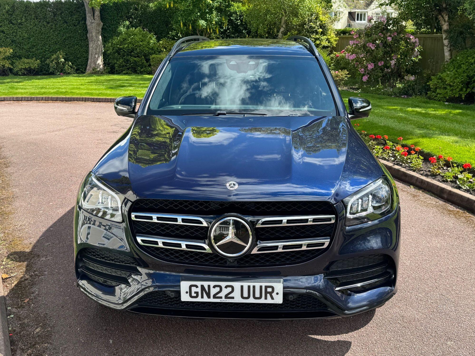 Mercedes-Benz GLS view 5