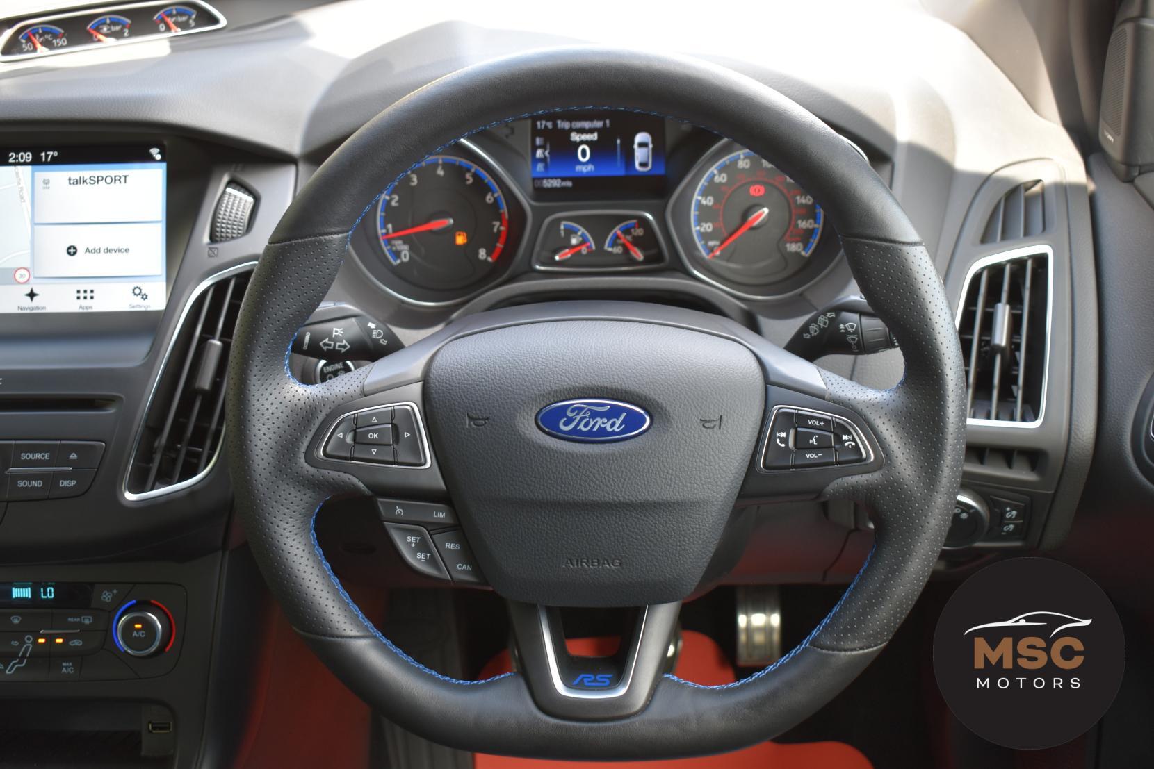 Ford Focus view 53