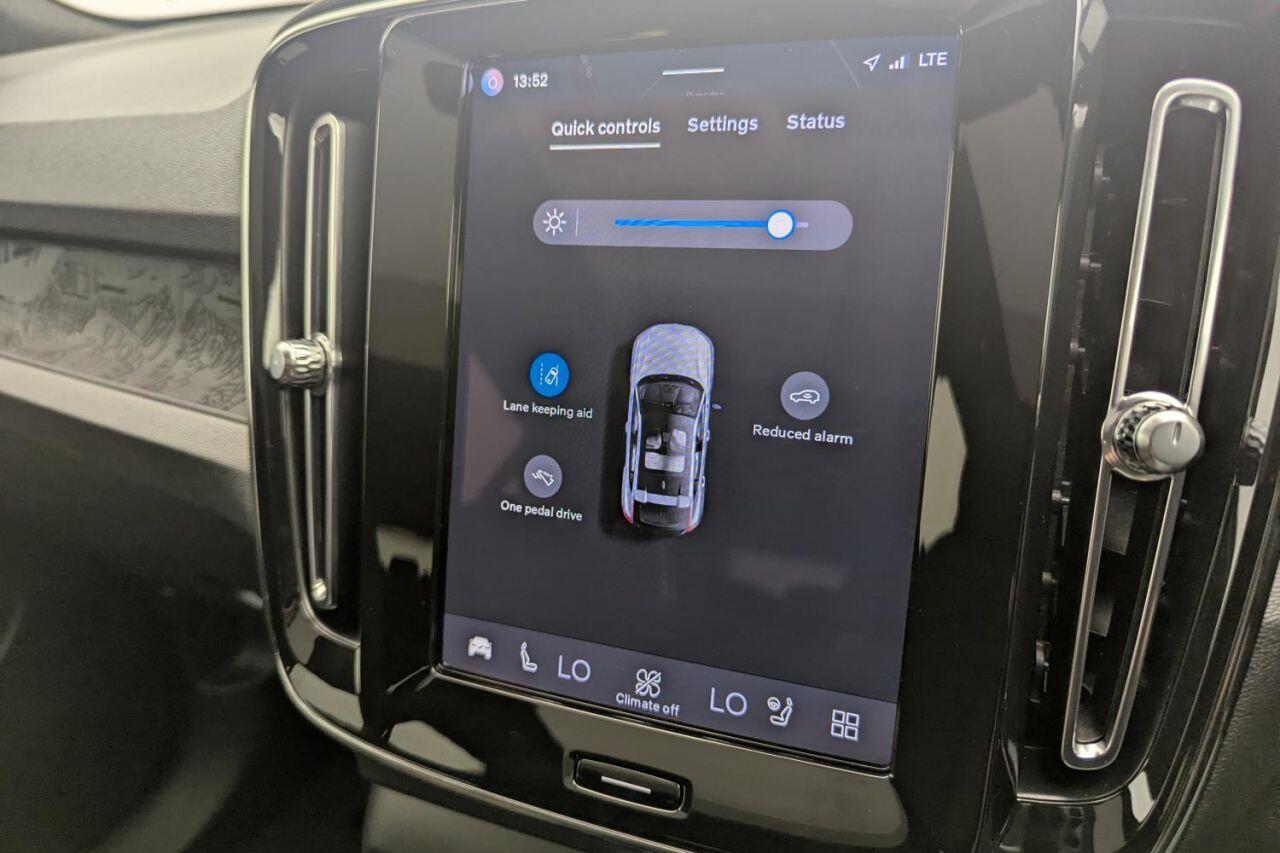 Volvo C40 view 33