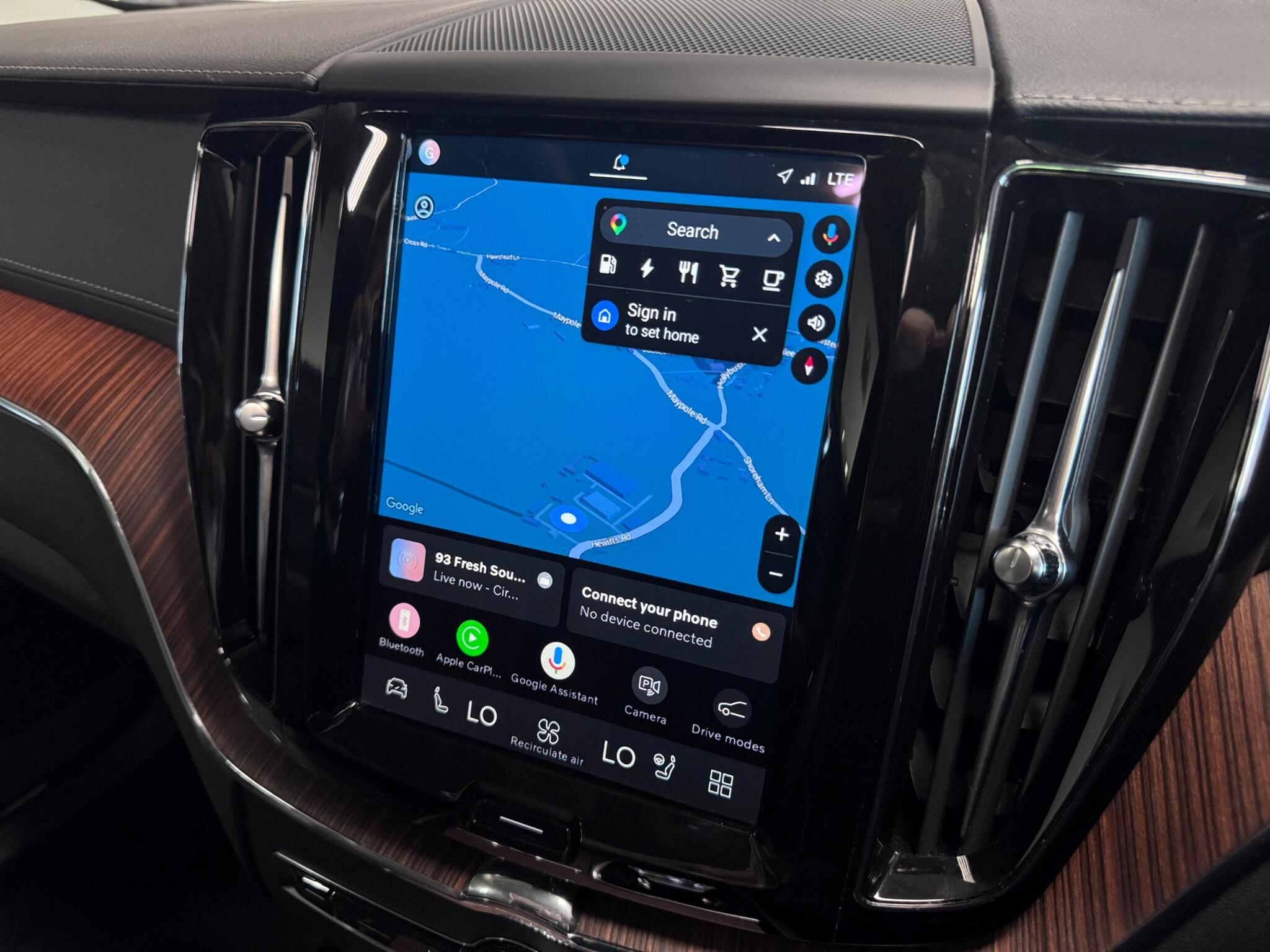 Volvo XC60 view 12