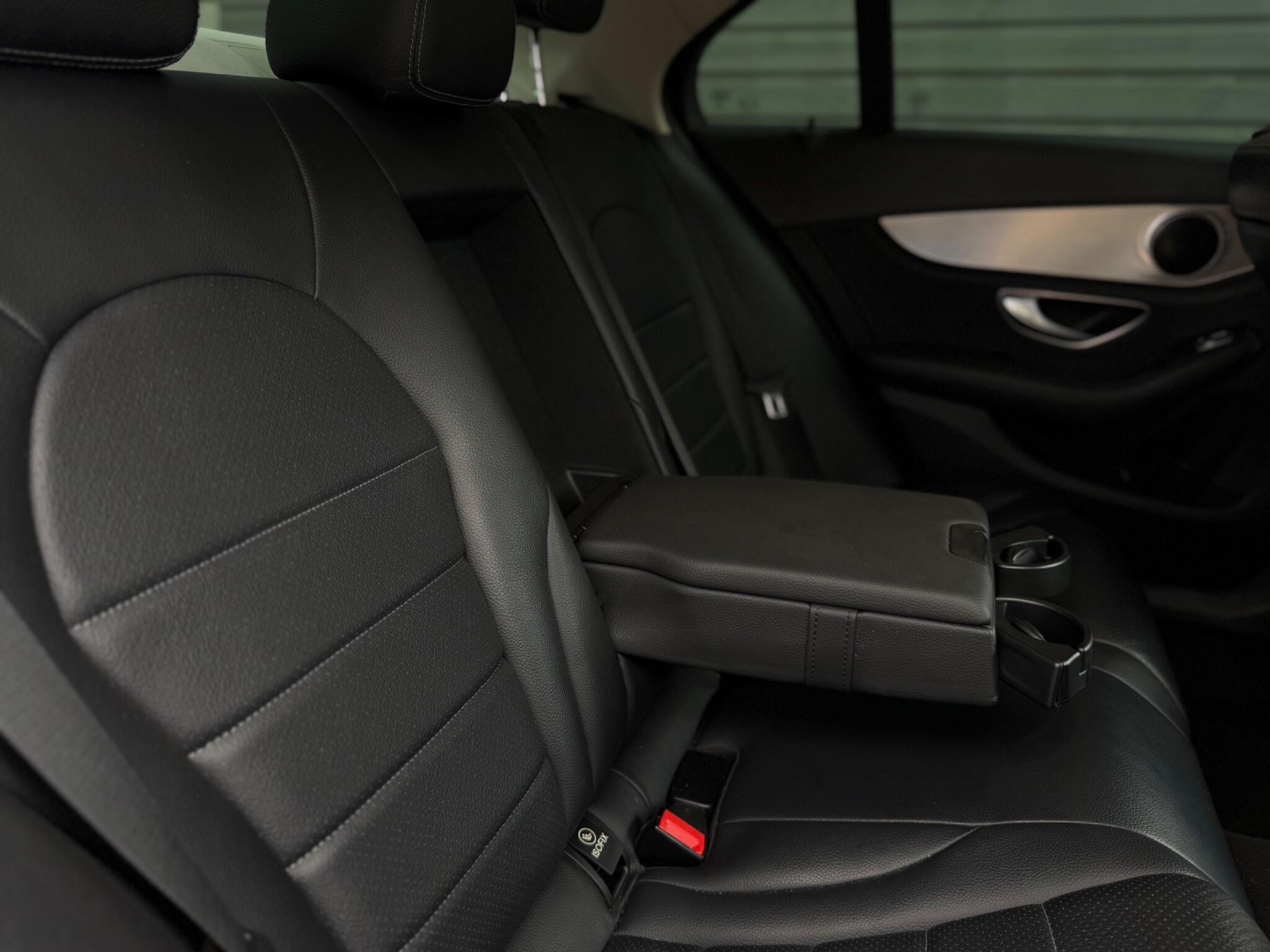 Mercedes-Benz C Class view 38