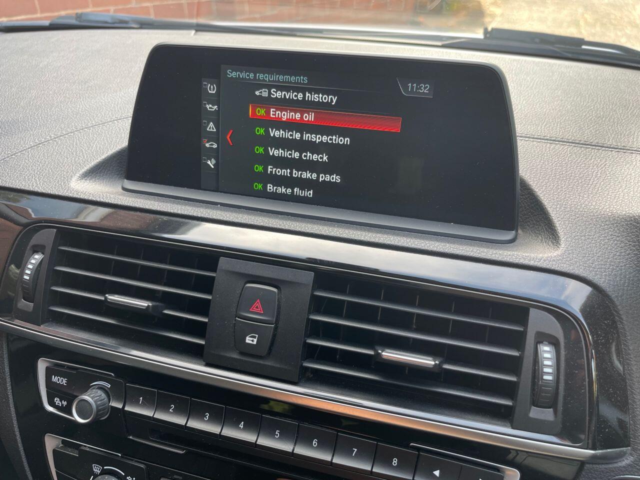 BMW 1 Series view 18