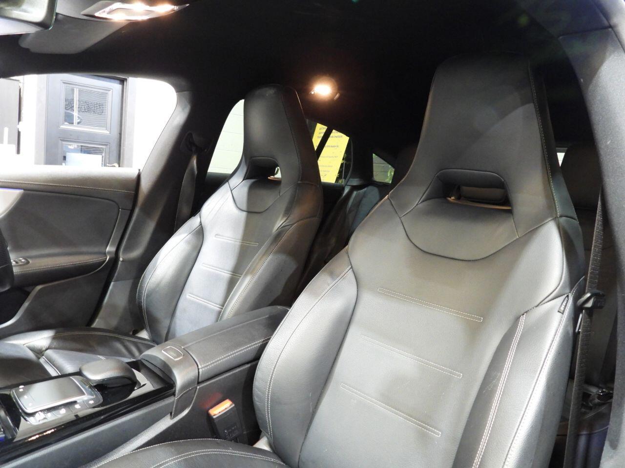 Mercedes-Benz Cla view 23