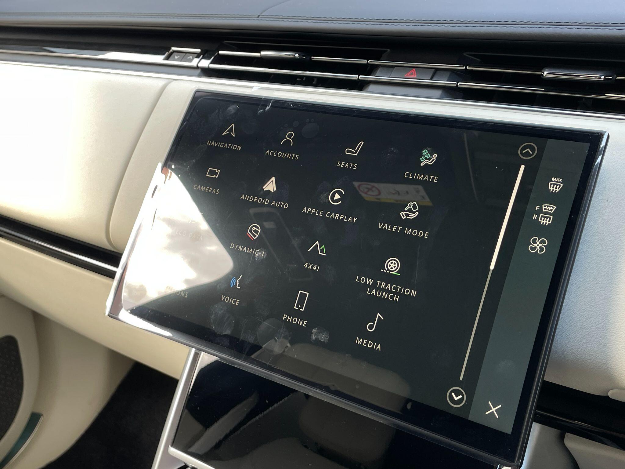 Land Rover Range Rover view 27