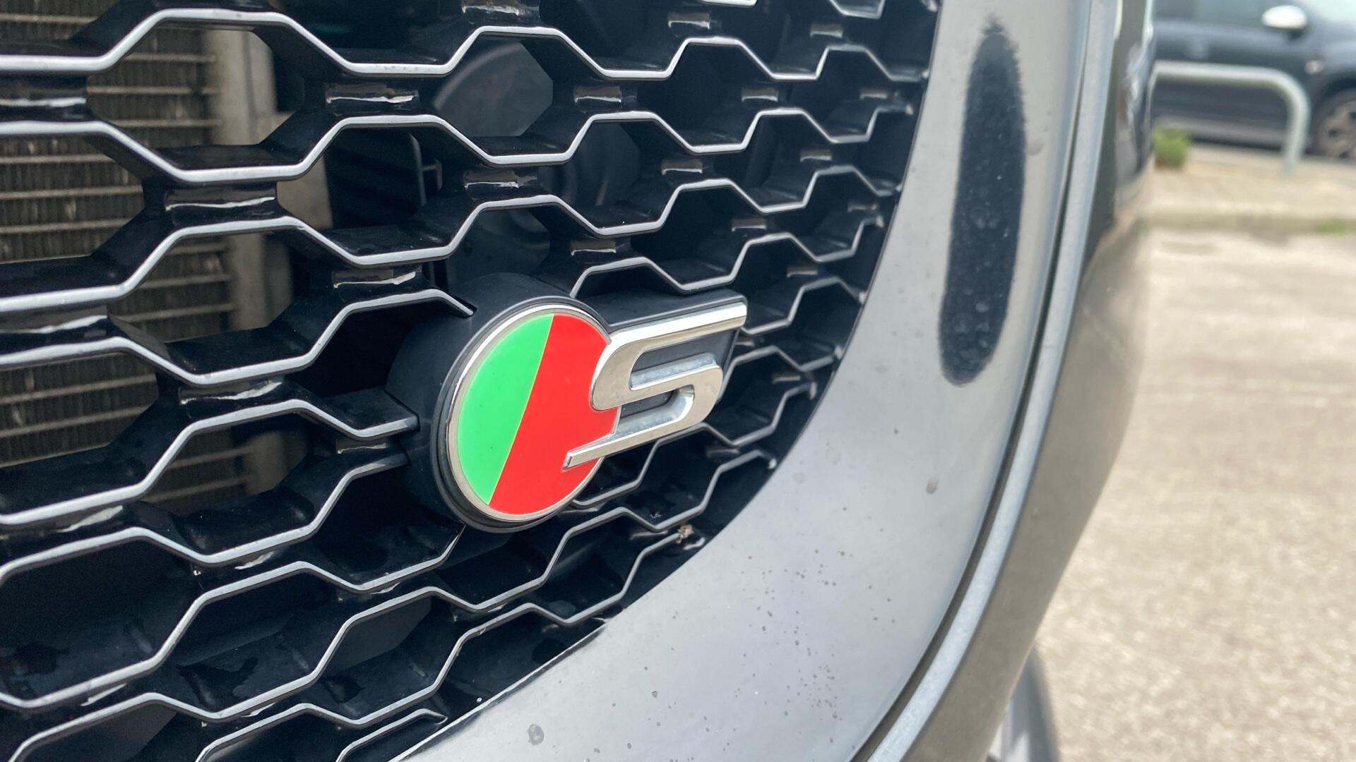 Jaguar F-Pace view 33