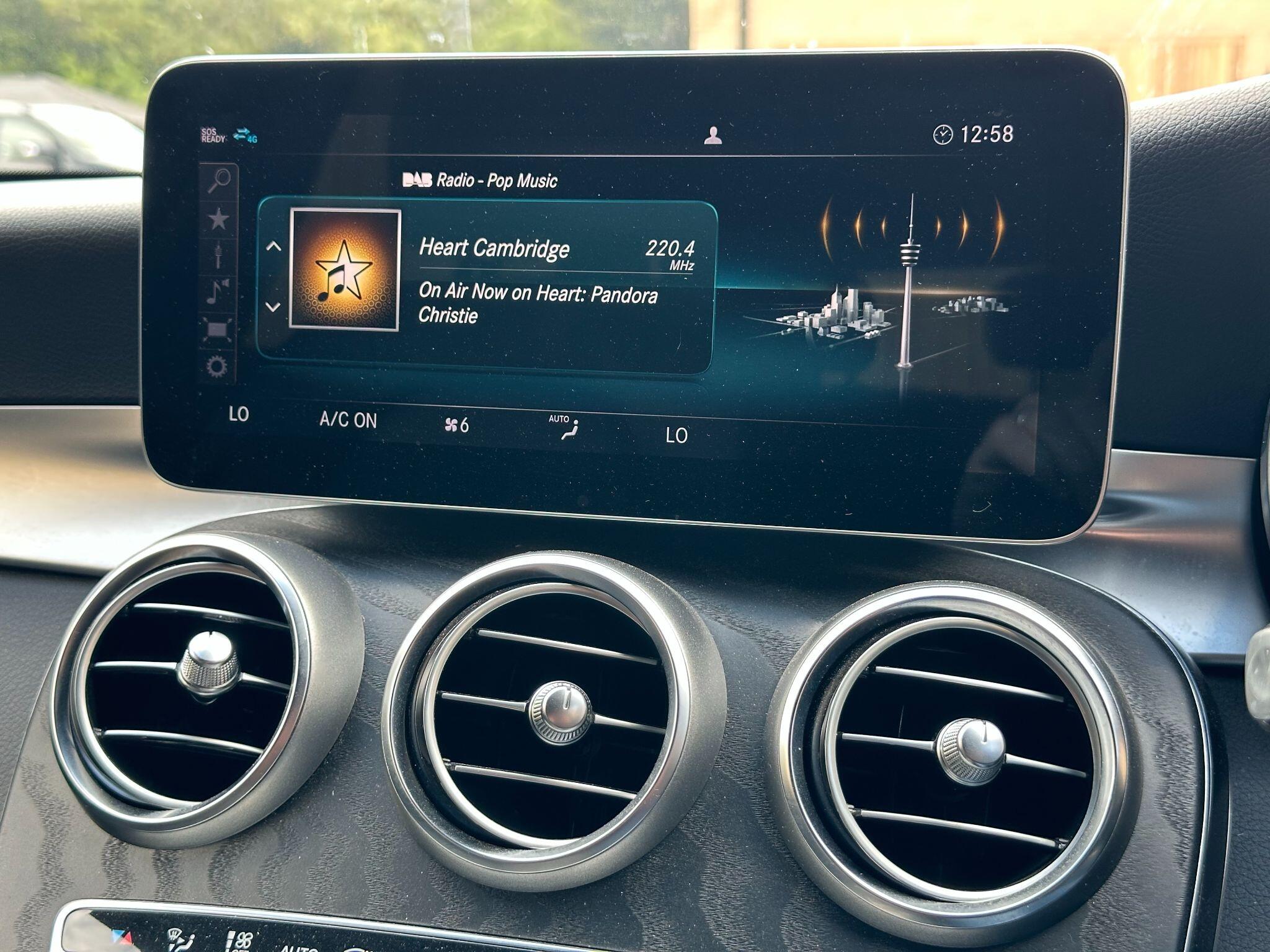 Mercedes-Benz C Class view 18
