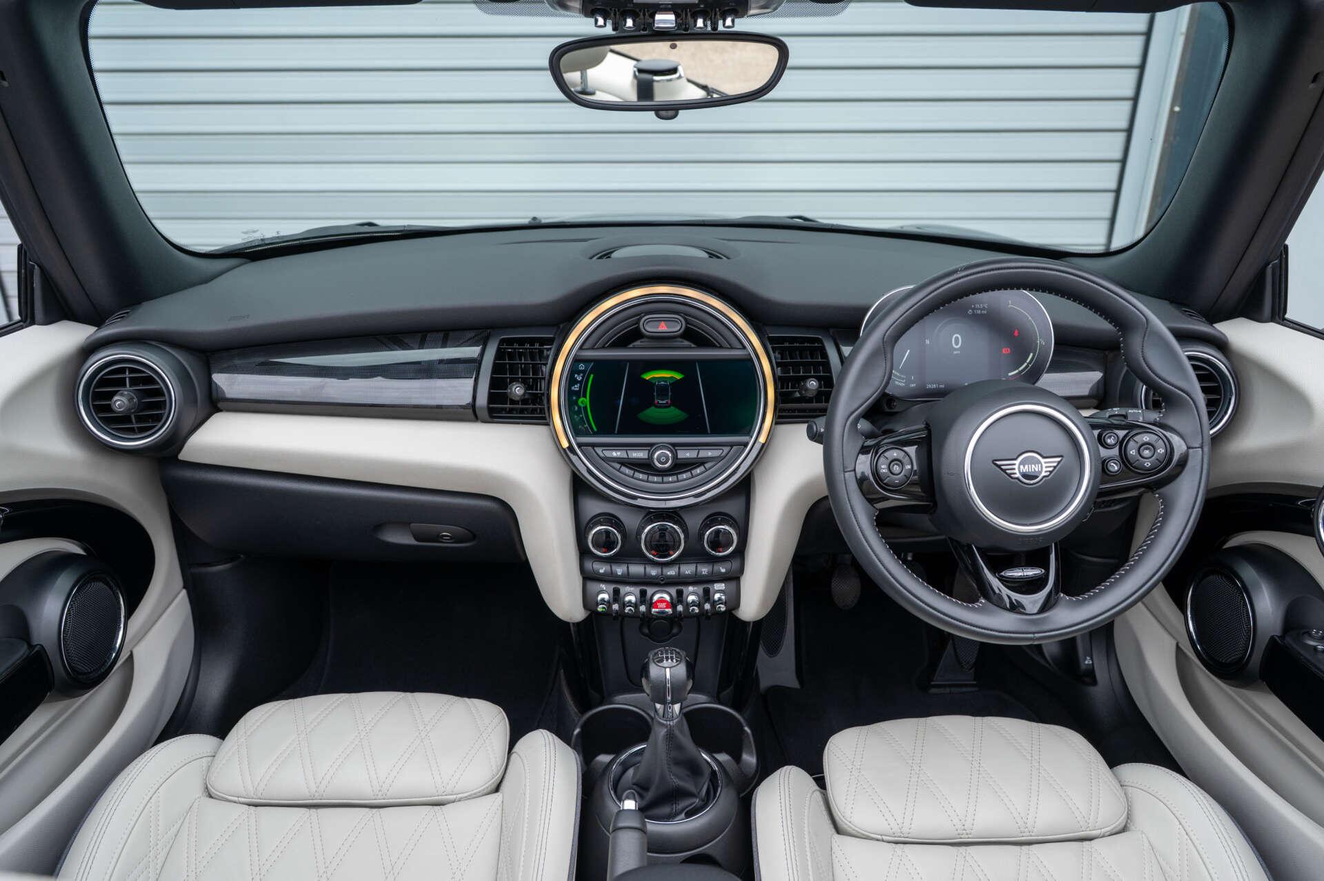 Mini Convertible view 2