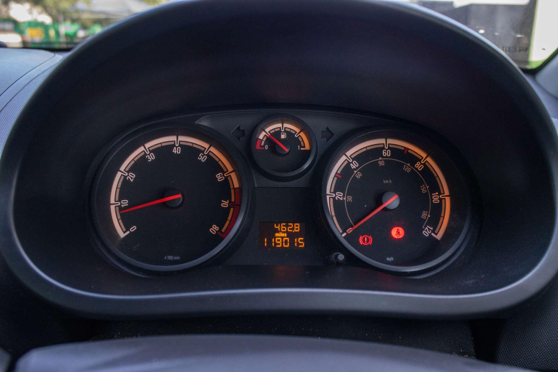 Vauxhall Corsa view 18