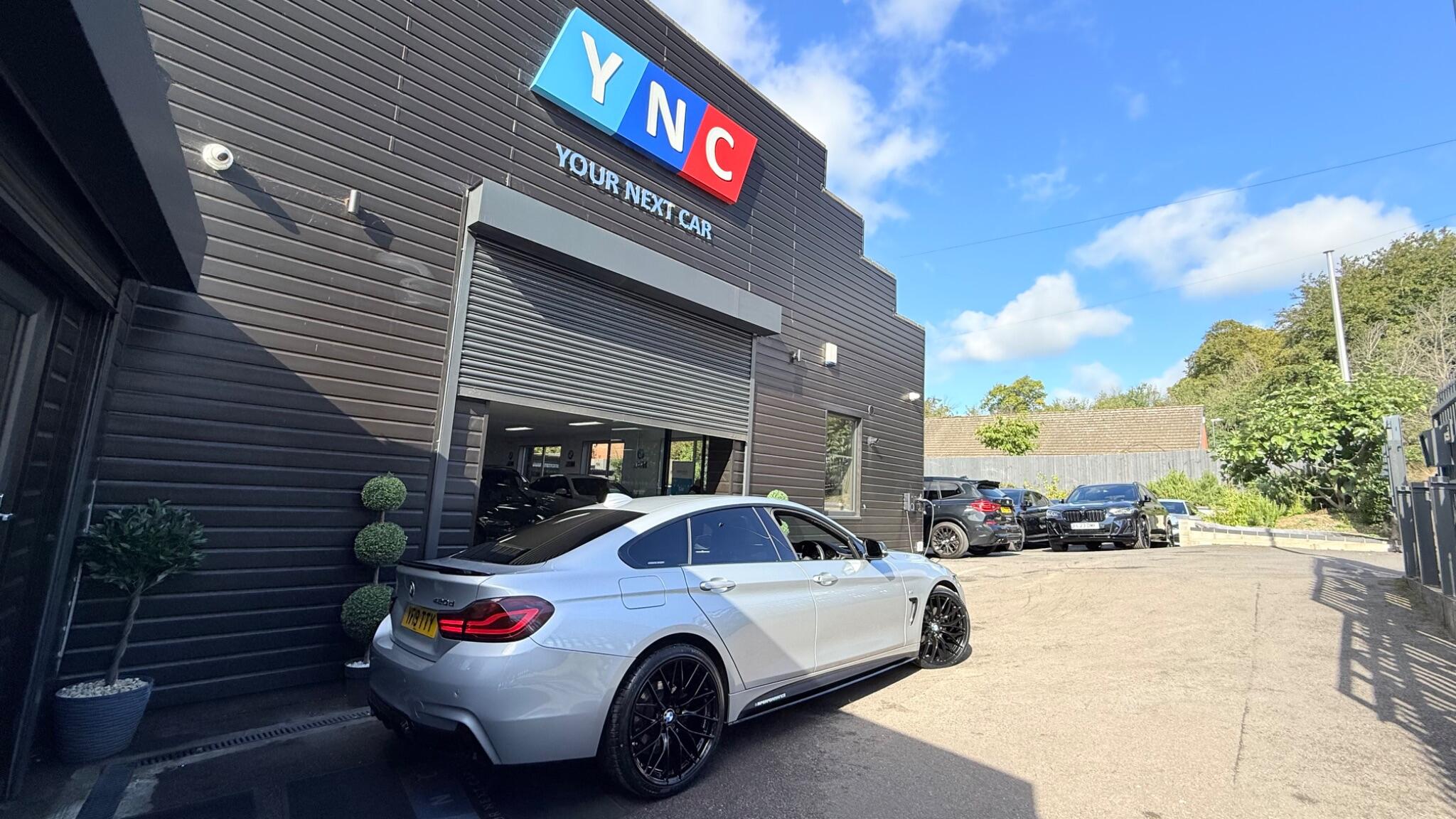 BMW 4 Series view 17