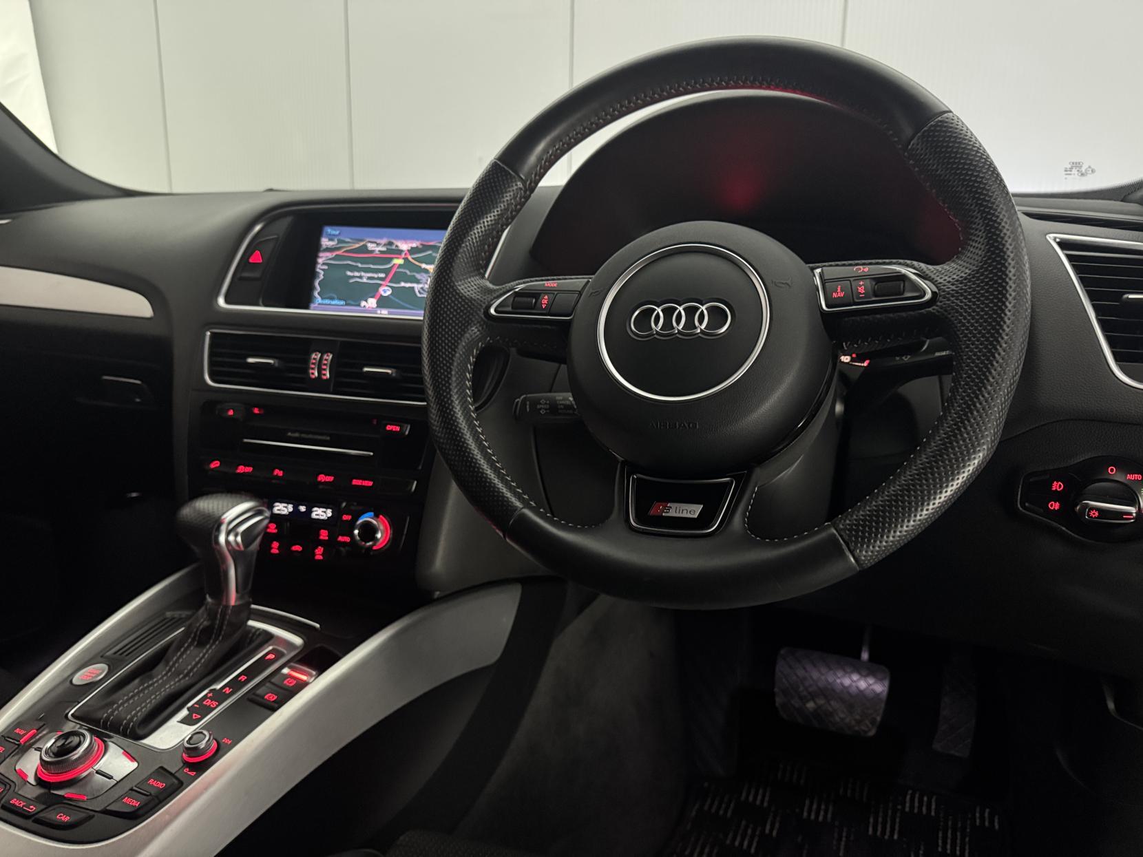 Audi Q5 view 56