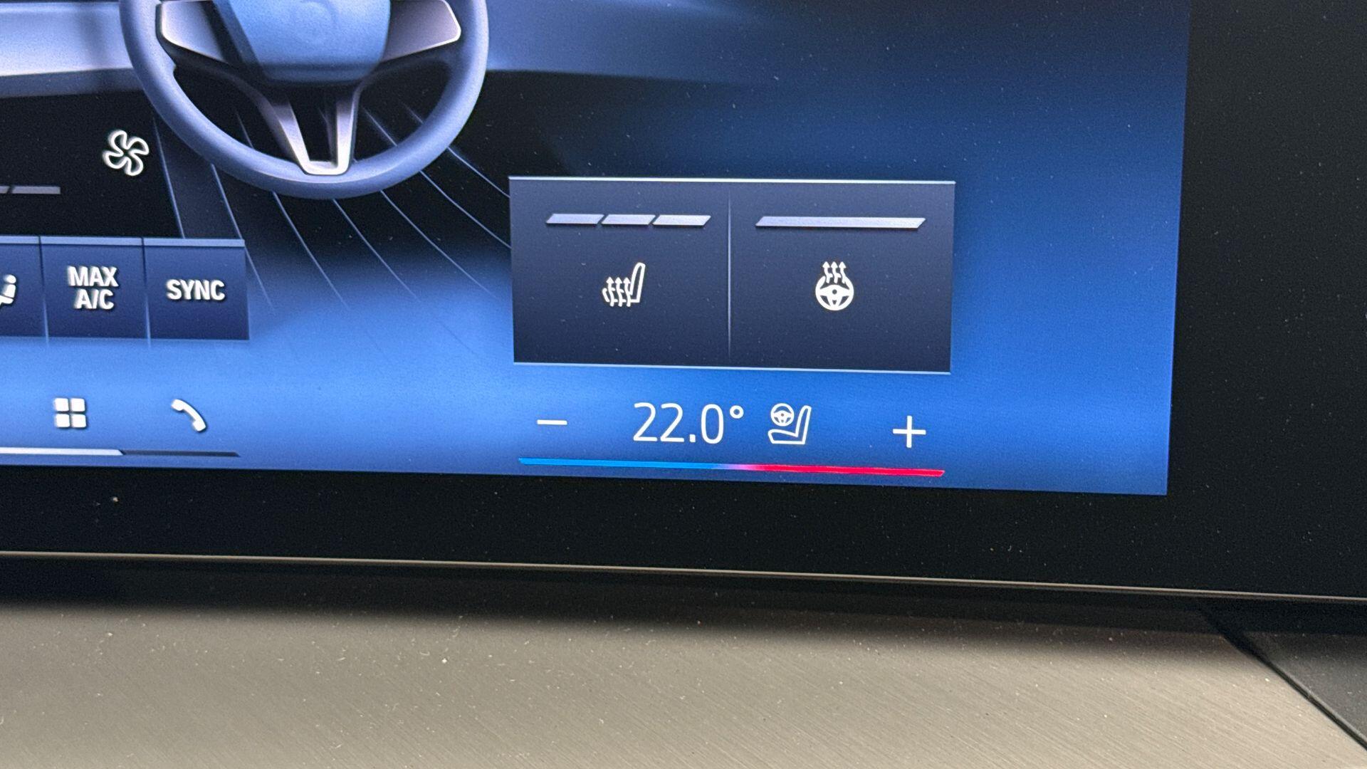 BMW 2 Series view 25