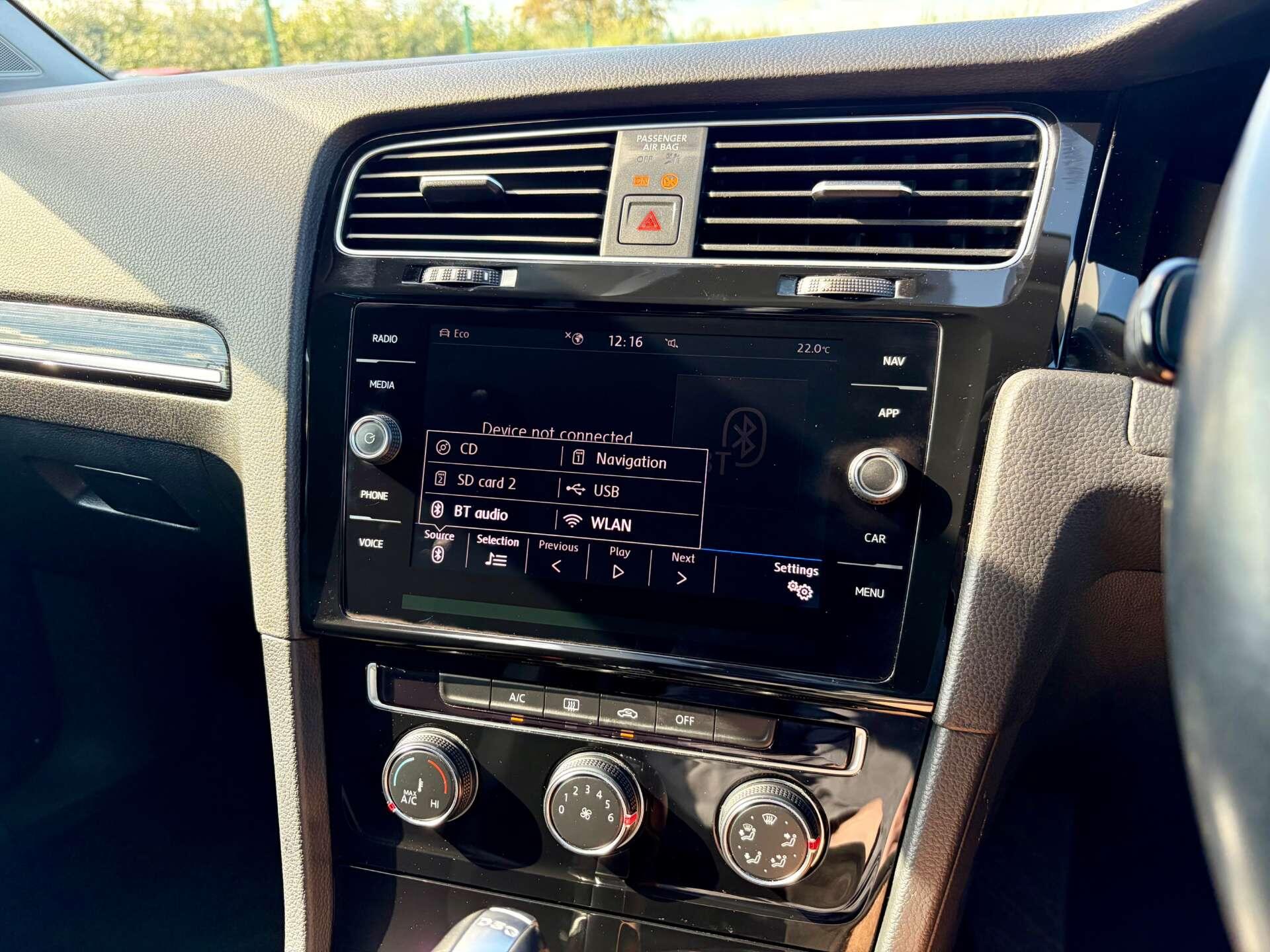 Volkswagen Golf view 51