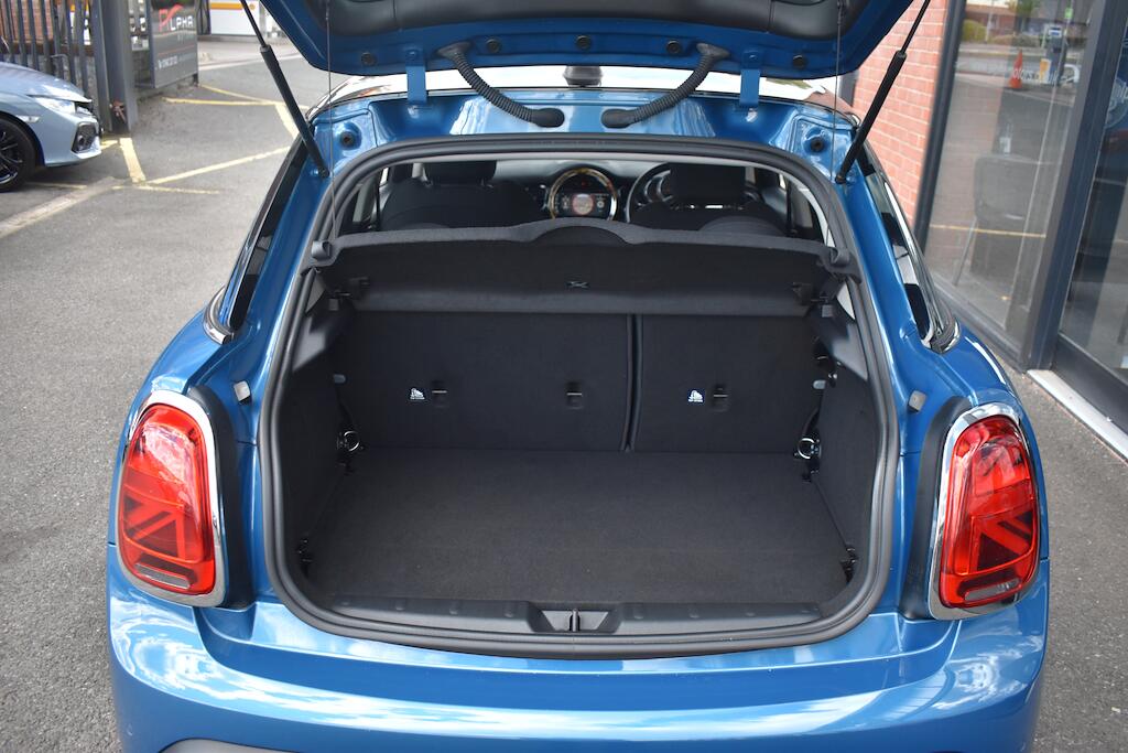 Mini Cooper view 47