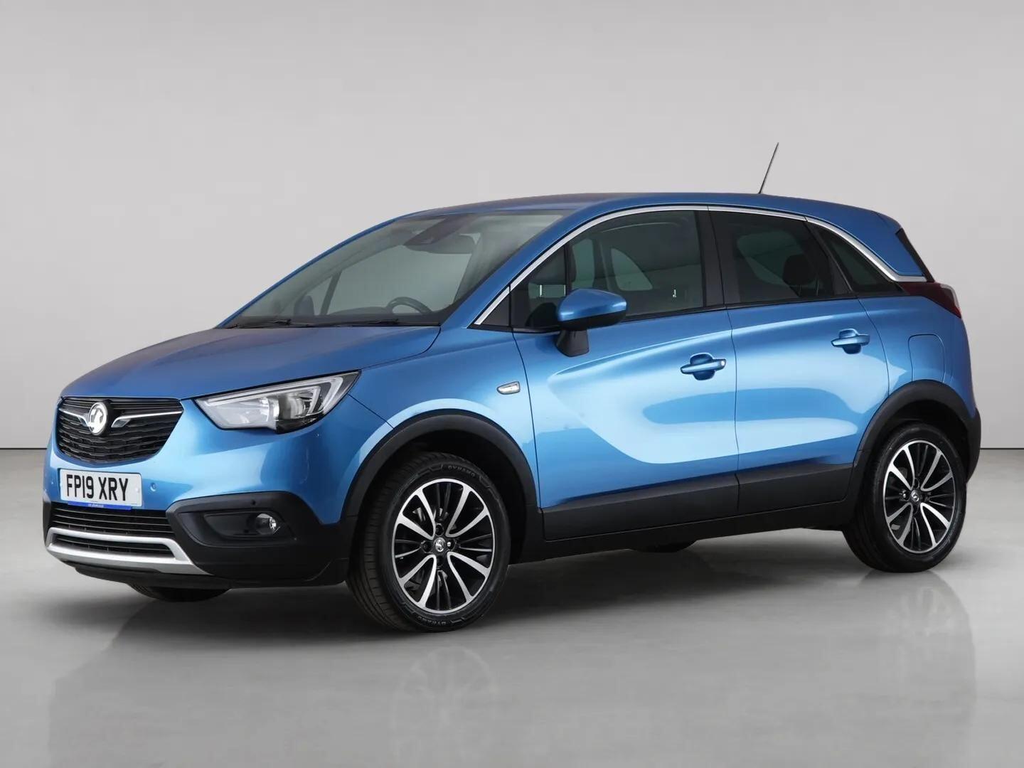 Vauxhall Crossland X view 2