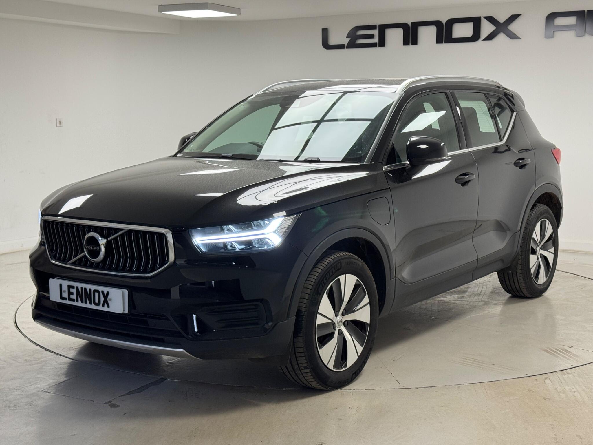 Volvo XC40 view 4