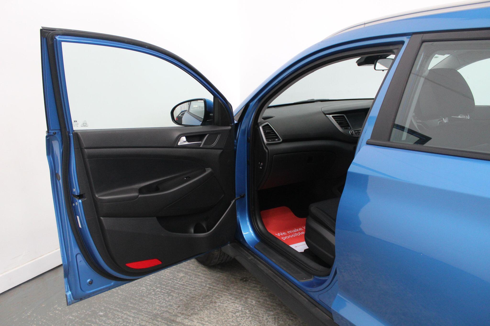 Hyundai Tucson view 26