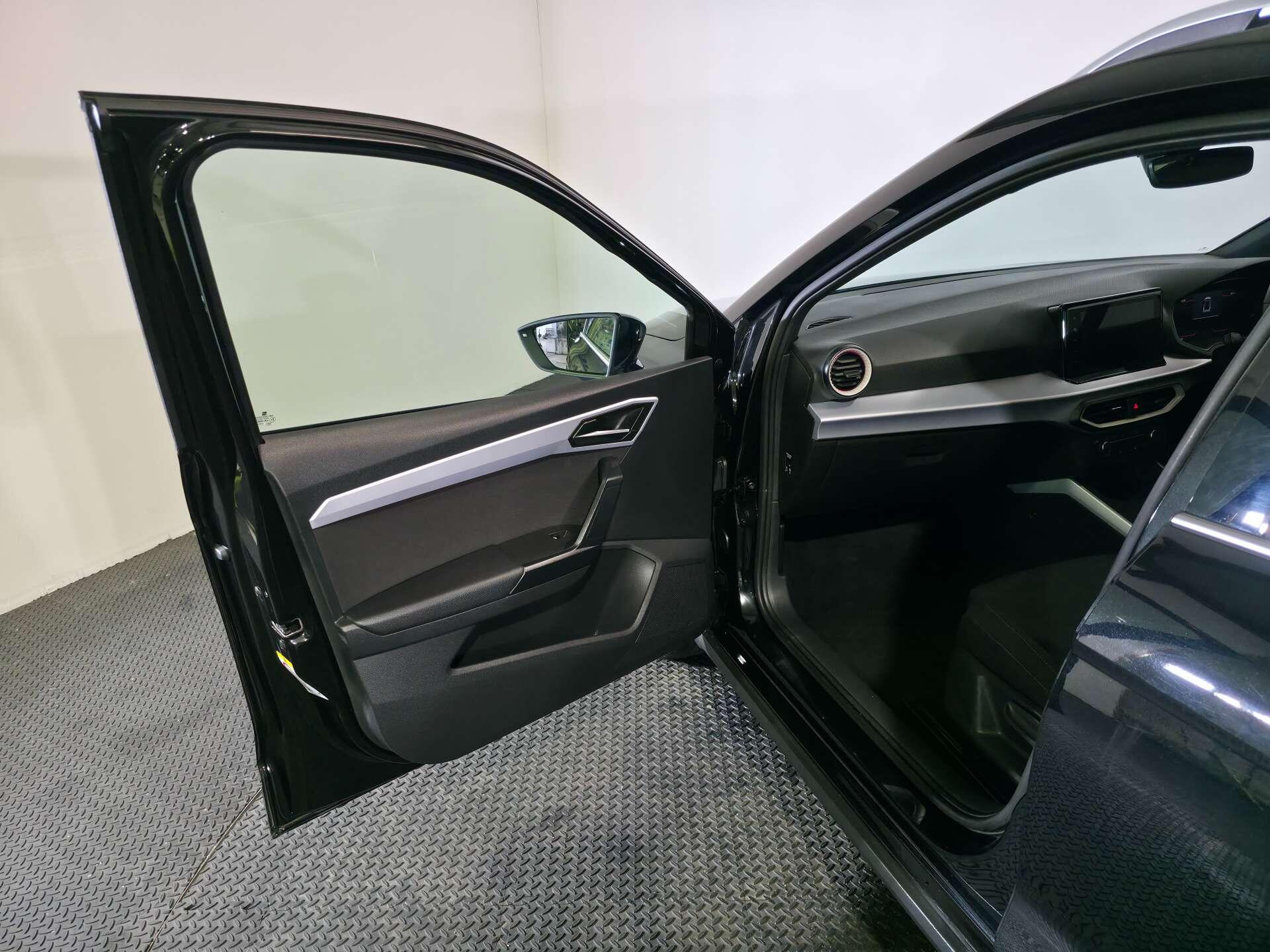 SEAT Arona view 53