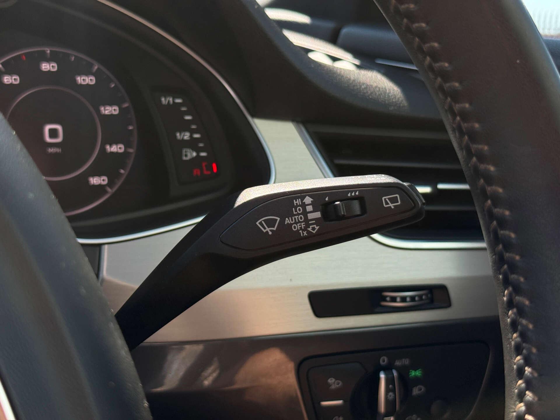 Audi Q7 view 58