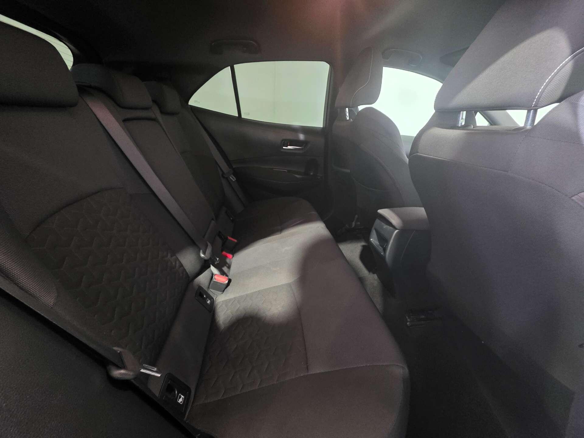 Toyota Corolla view 38