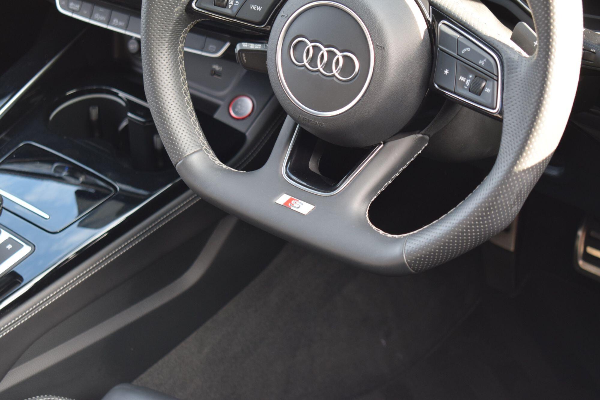 Audi S5 view 13
