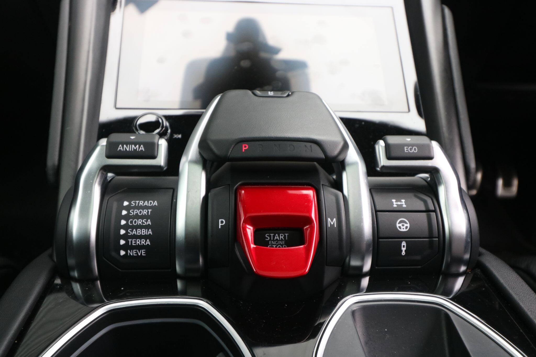 Lamborghini Urus view 23
