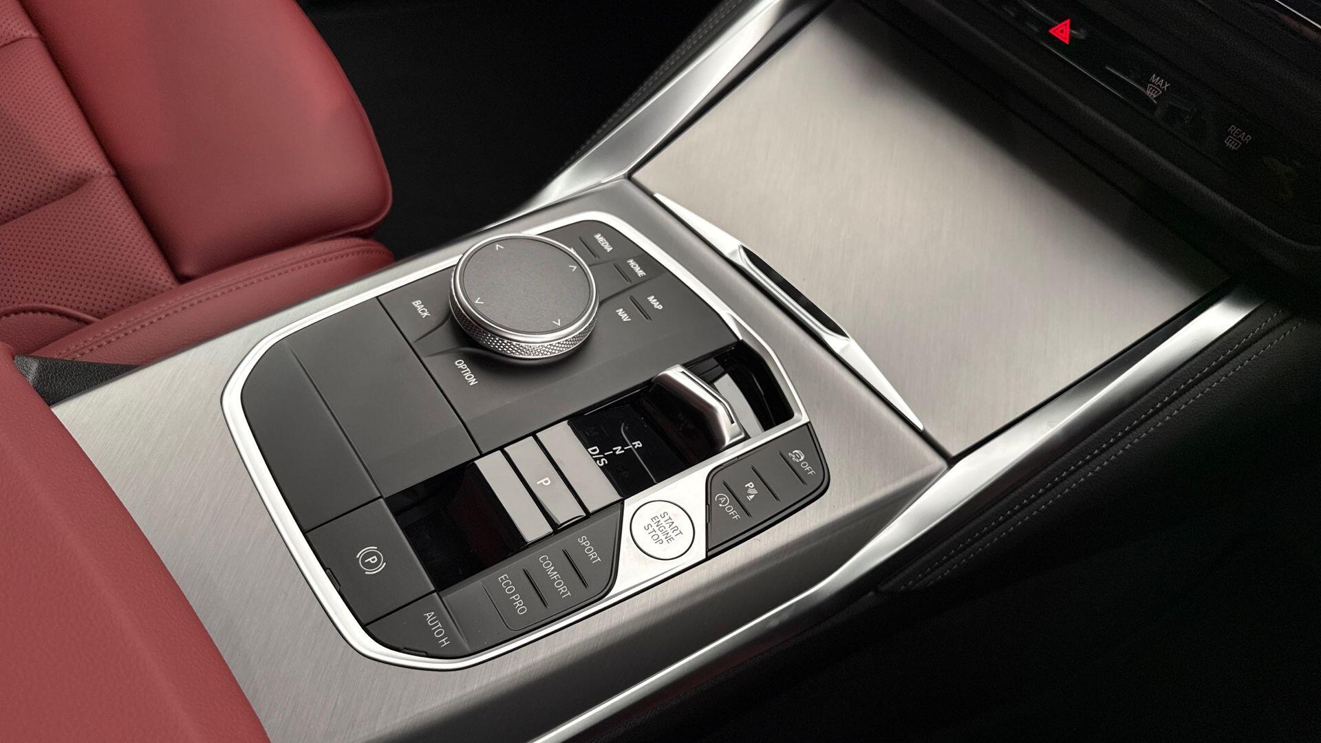 BMW 2 Series view 10