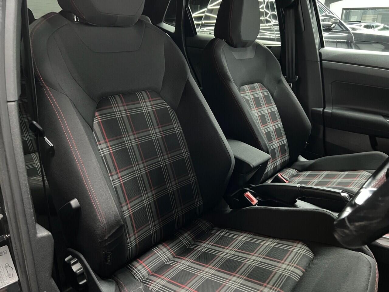 Volkswagen Polo view 38