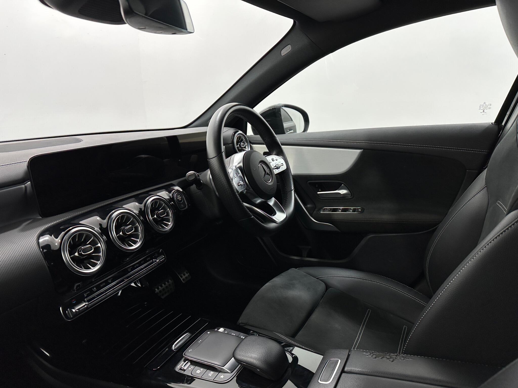 Mercedes-Benz A-Class view 33