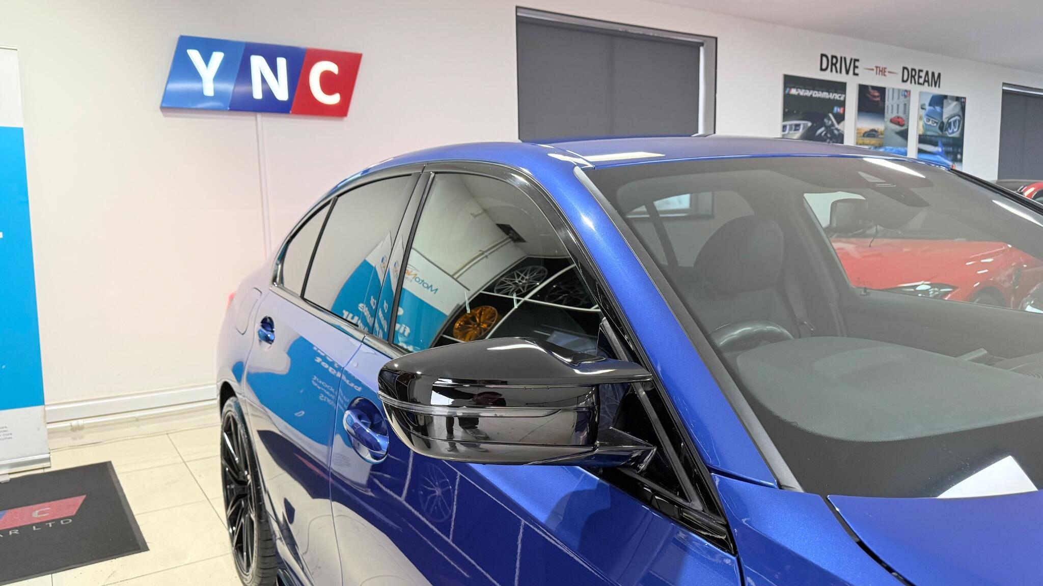 BMW 3 Series view 39