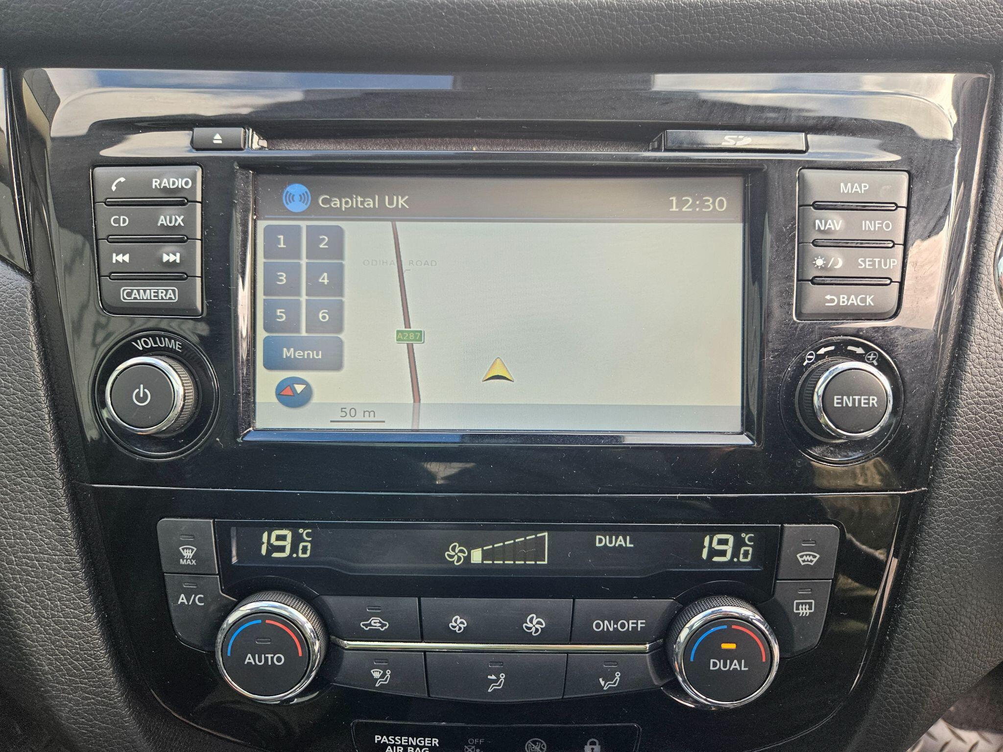 2017 Nissan Qashqai image 25