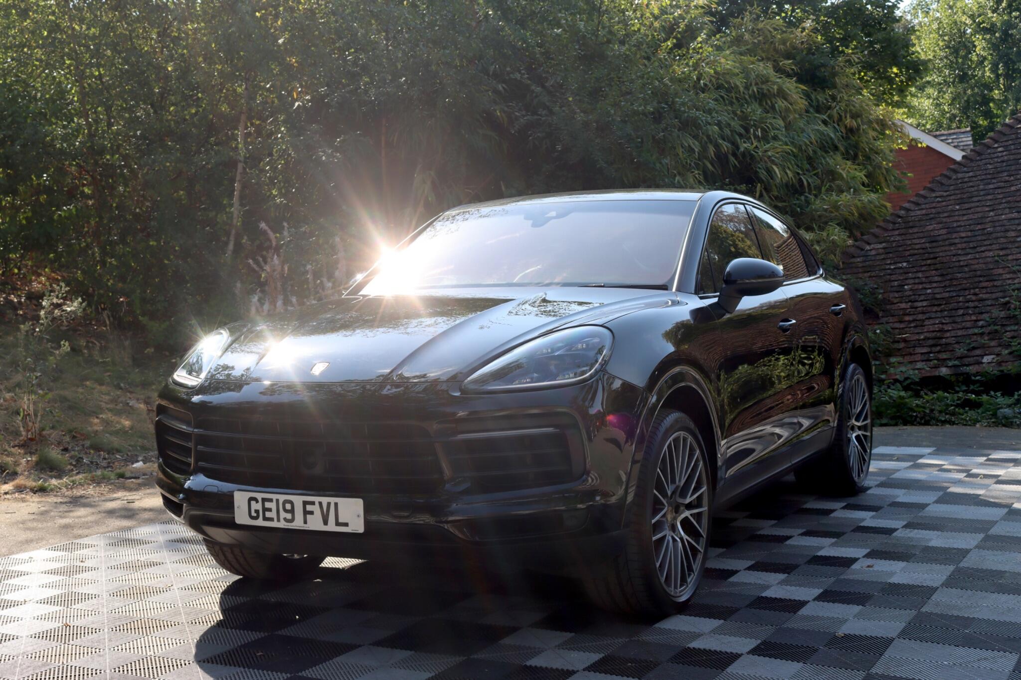 Porsche Cayenne view 14