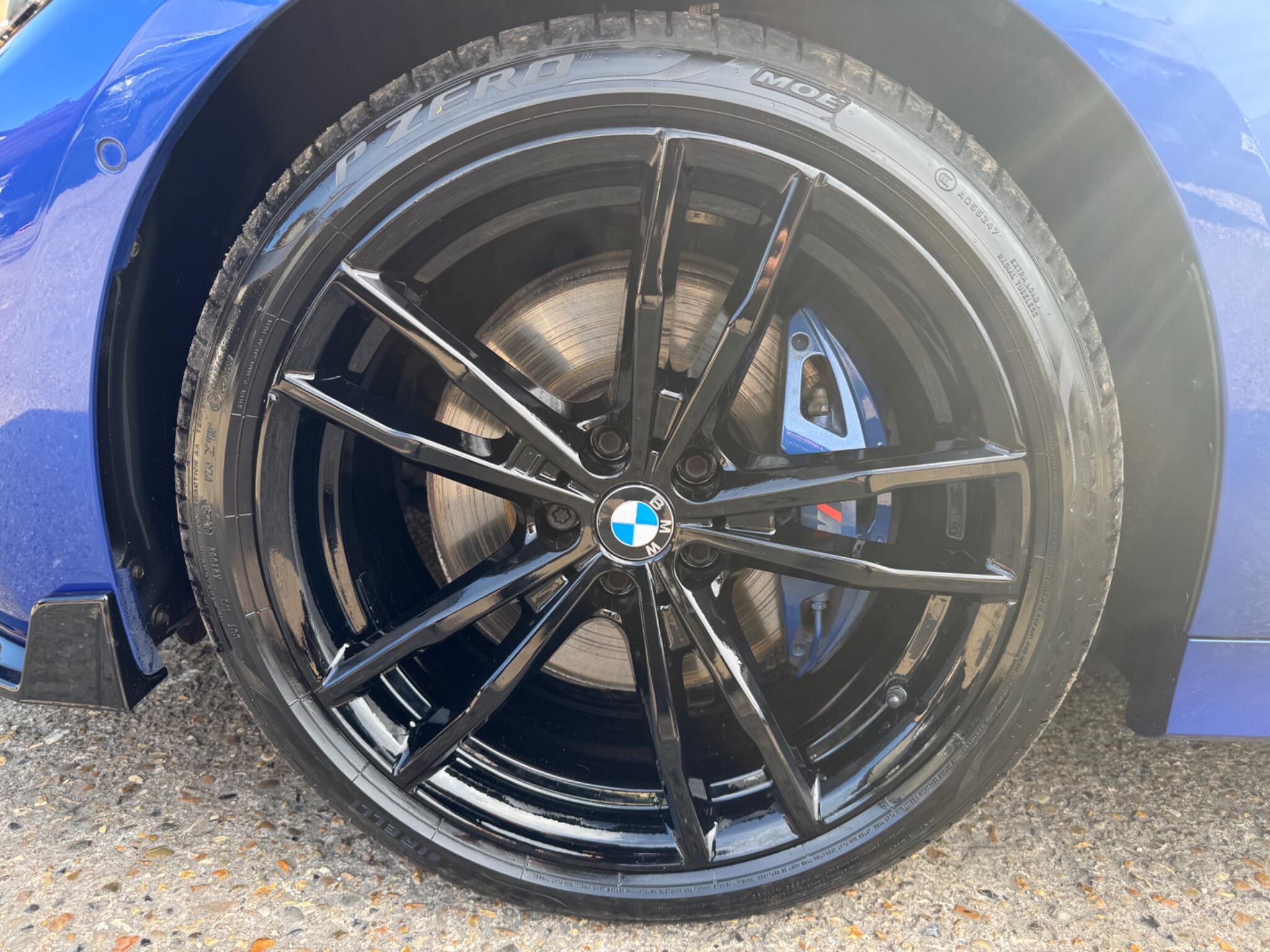 BMW 3 Series view 46