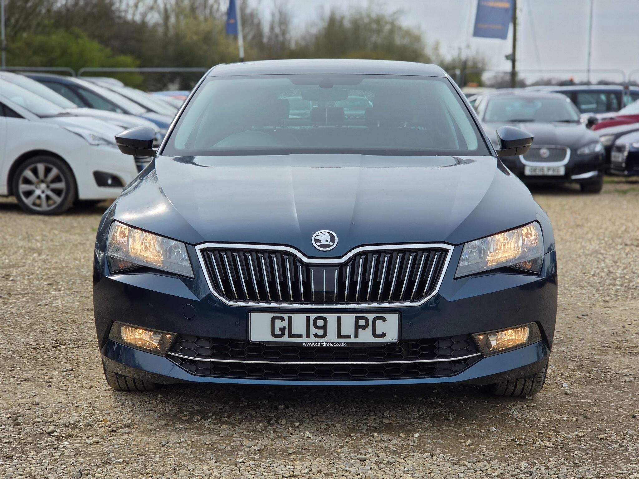 Skoda Superb view 29