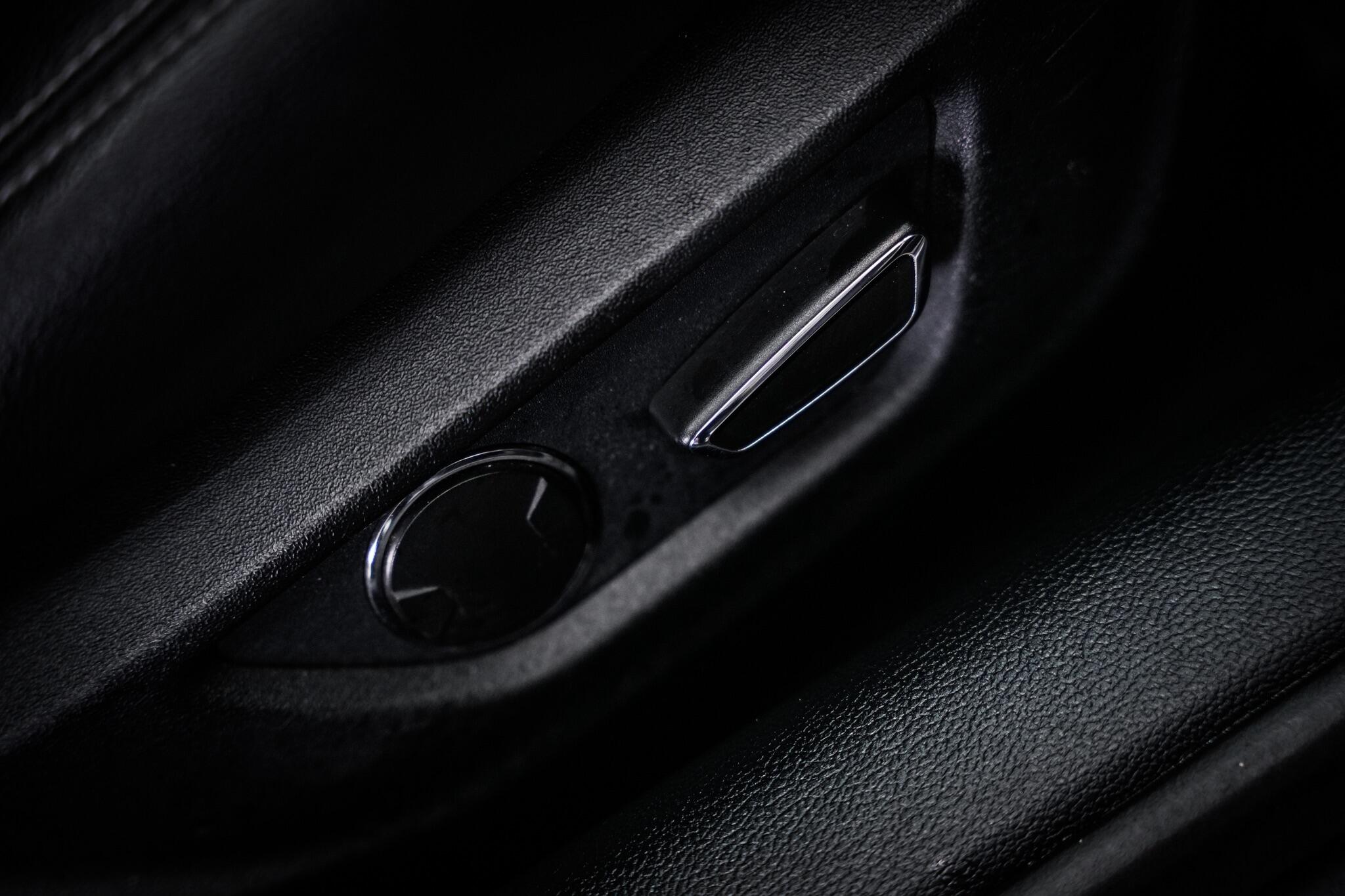 Ford Mustang view 53