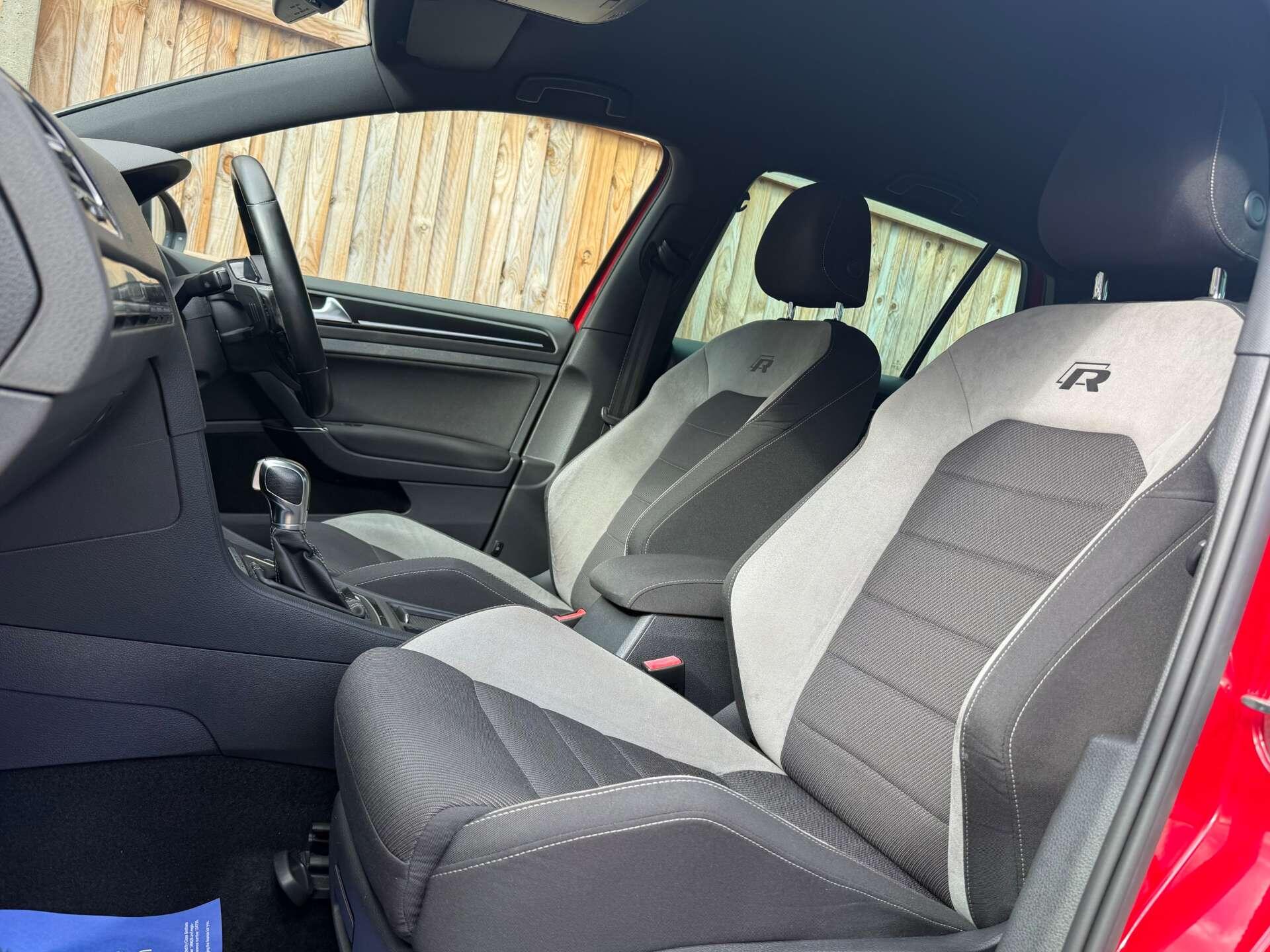 Volkswagen Golf view 2