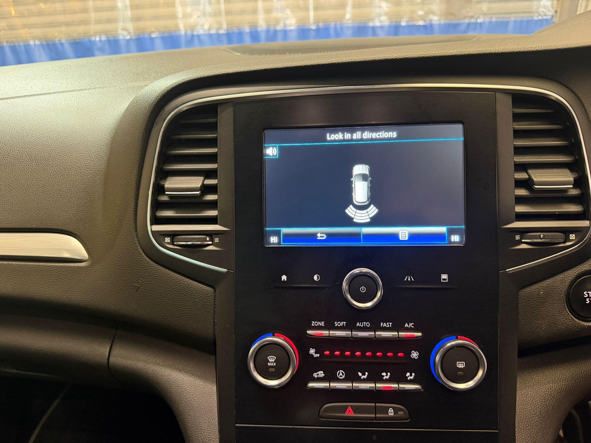 Renault Megane view 18