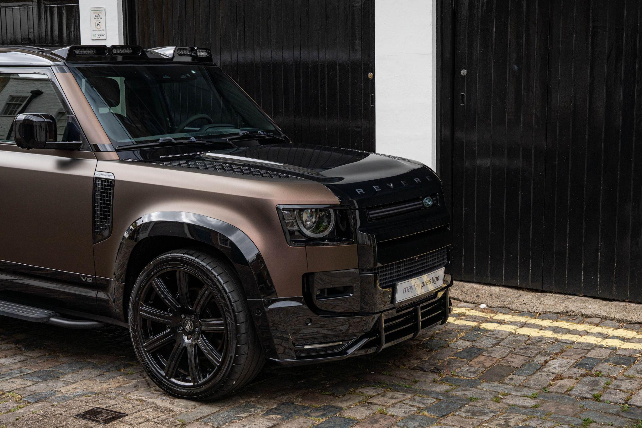 Land Rover Defender view 6