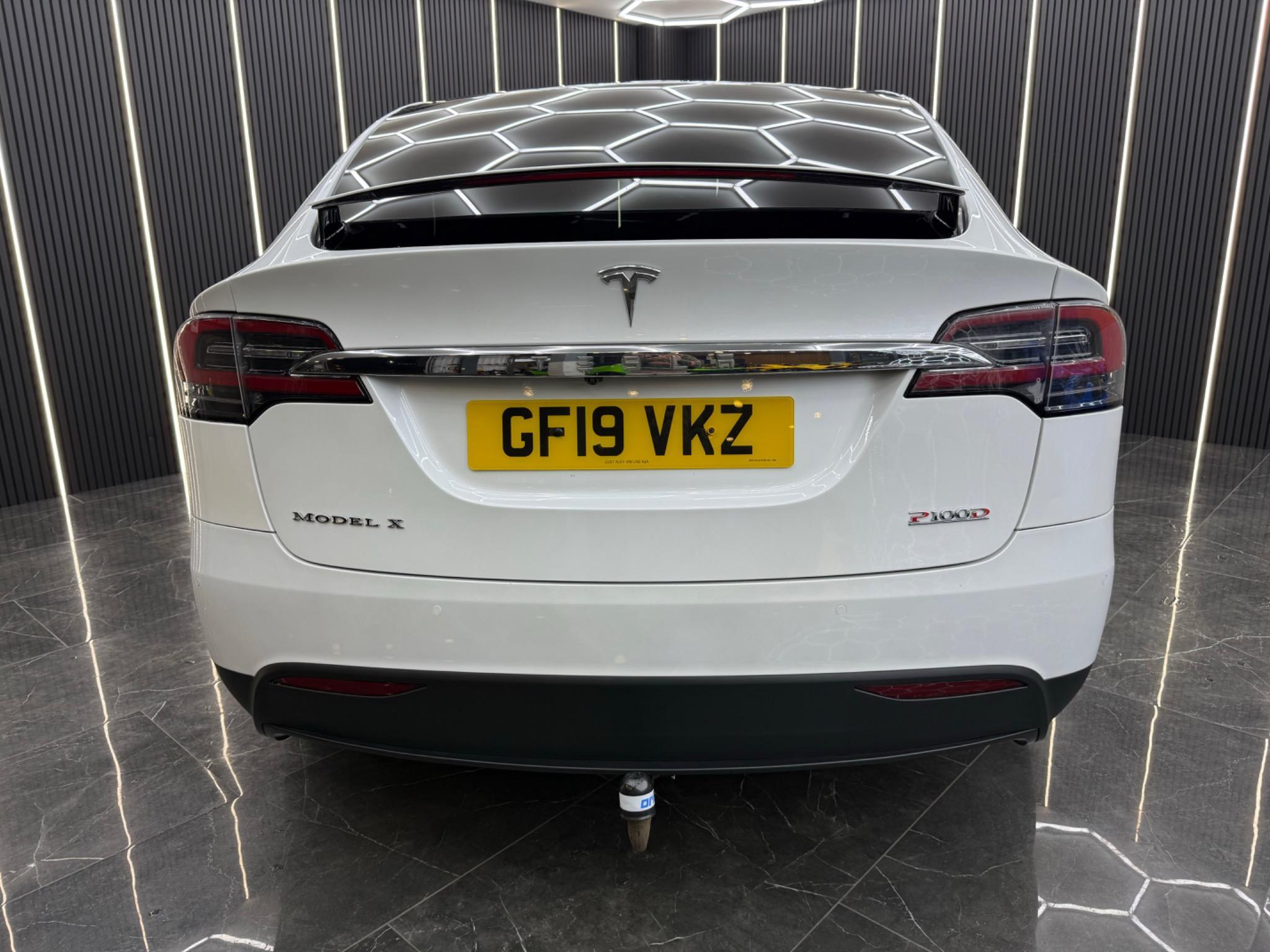 Tesla Model X view 8